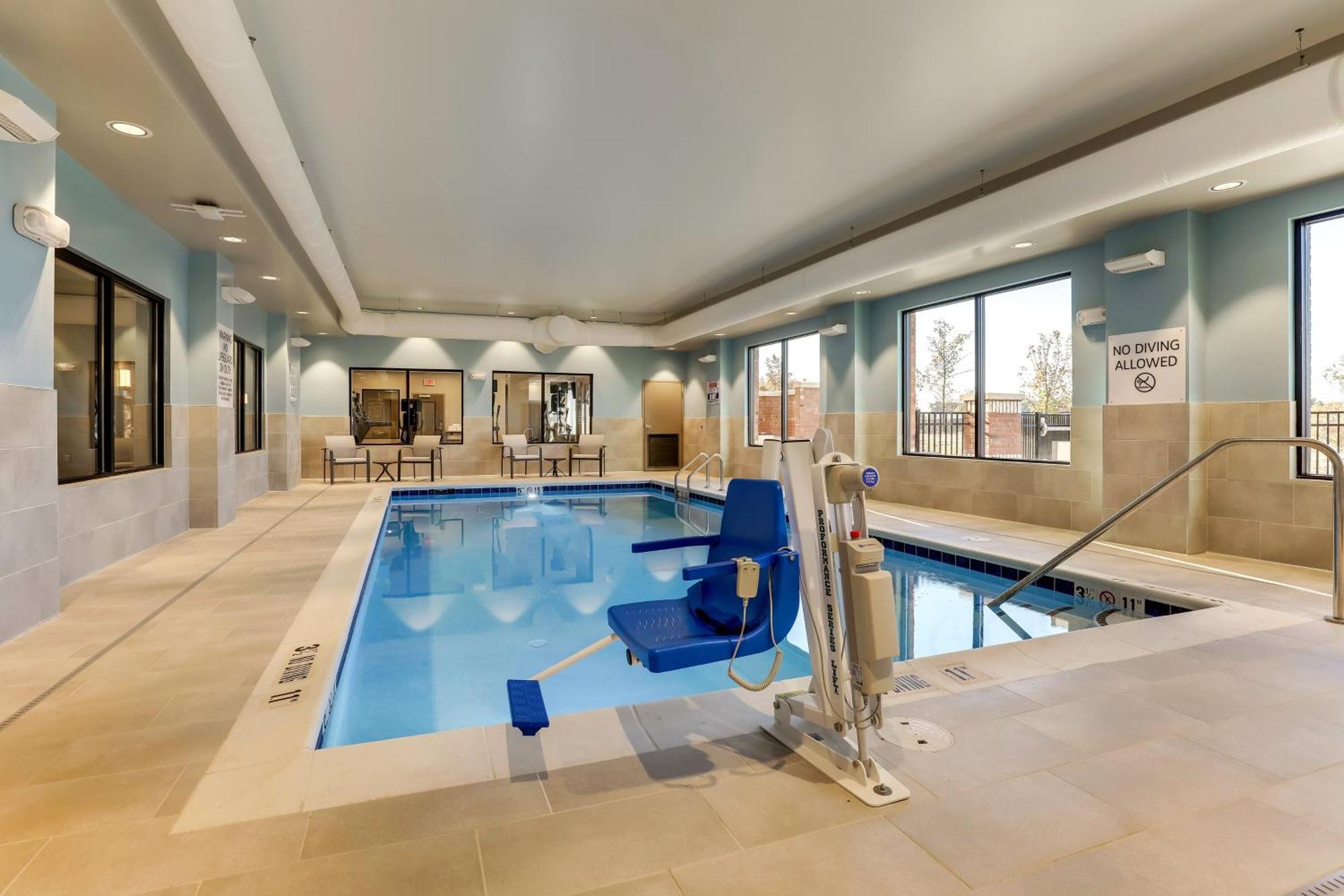 Holiday Inn Express Holly Springs - Raleigh Area By Ihg المظهر الخارجي الصورة
