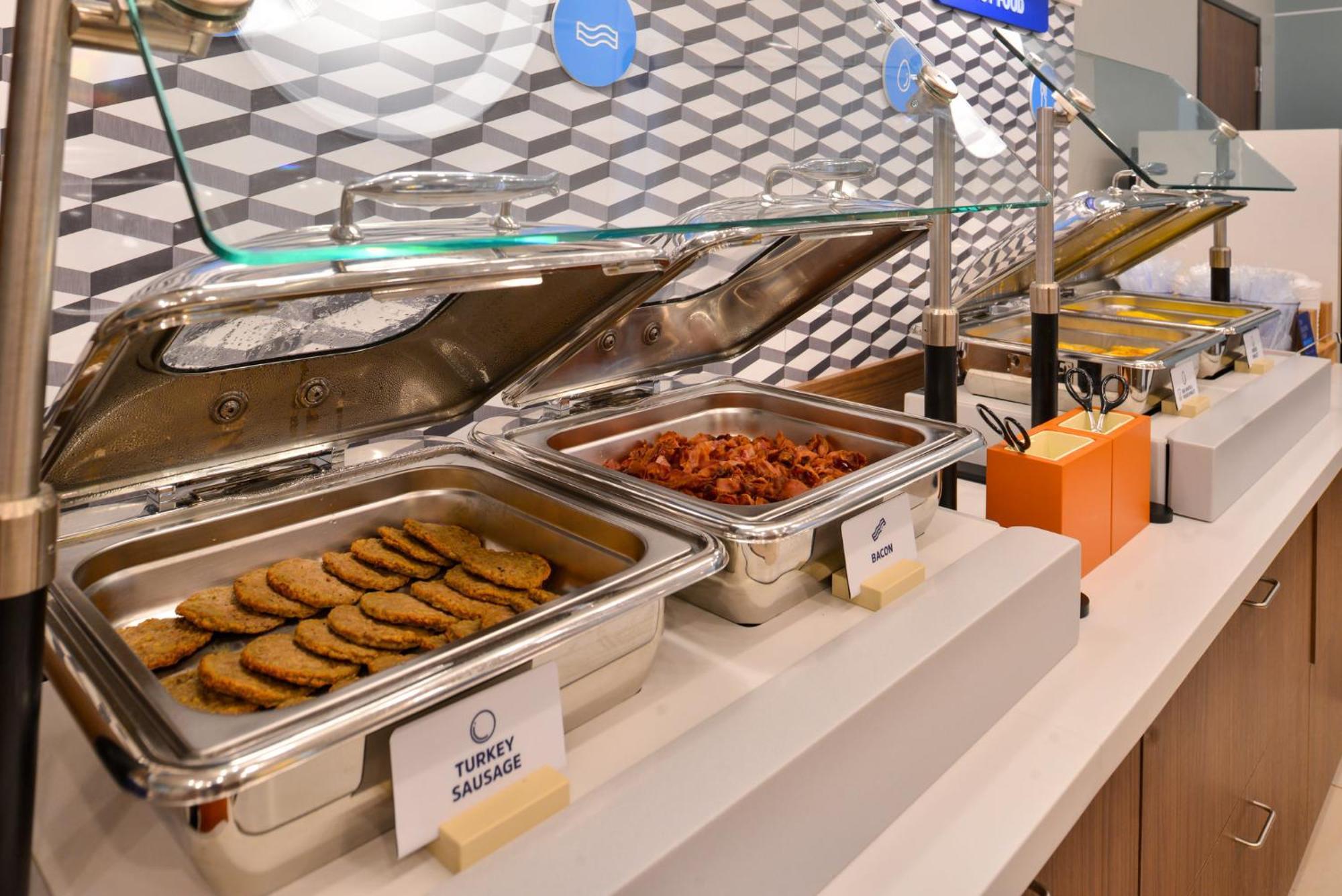 Holiday Inn Express Holly Springs - Raleigh Area By Ihg المظهر الخارجي الصورة