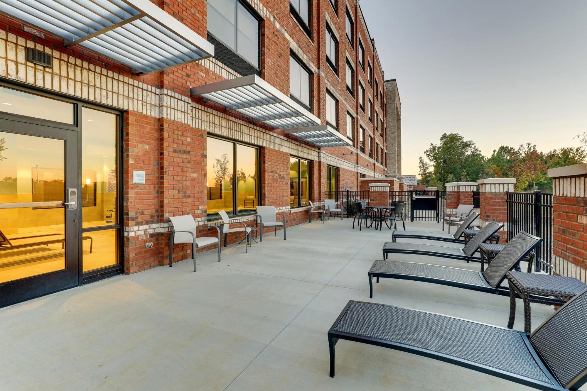 Holiday Inn Express Holly Springs - Raleigh Area By Ihg المظهر الخارجي الصورة