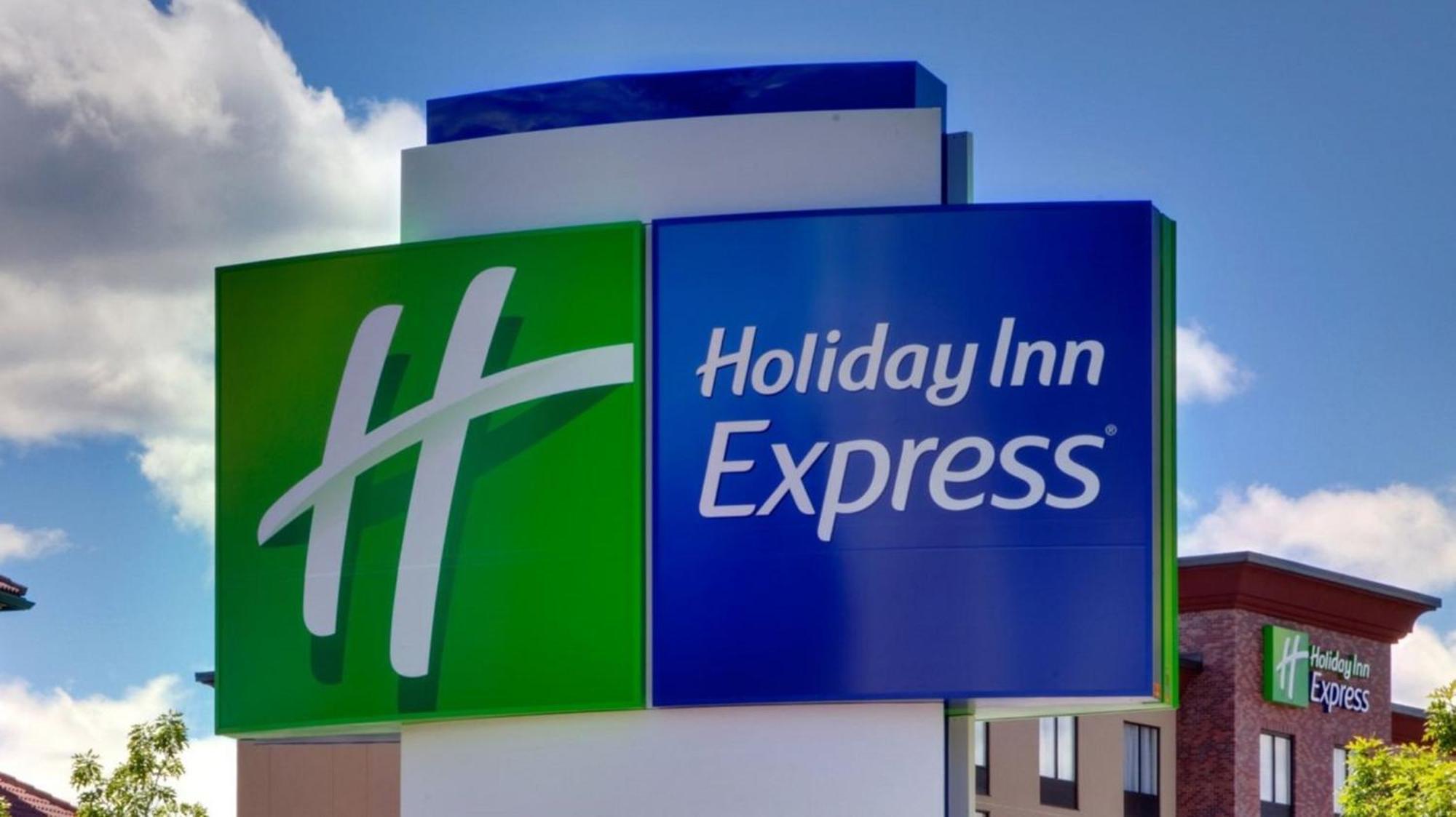 Holiday Inn Express Holly Springs - Raleigh Area By Ihg المظهر الخارجي الصورة